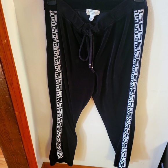 ST. JOHN JOGGING PANTS - Picture 1 of 4